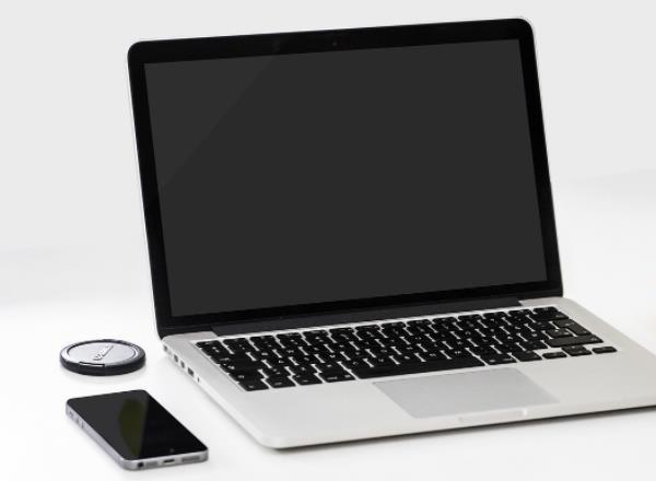 使用品牌笔记本自带的恢复功能